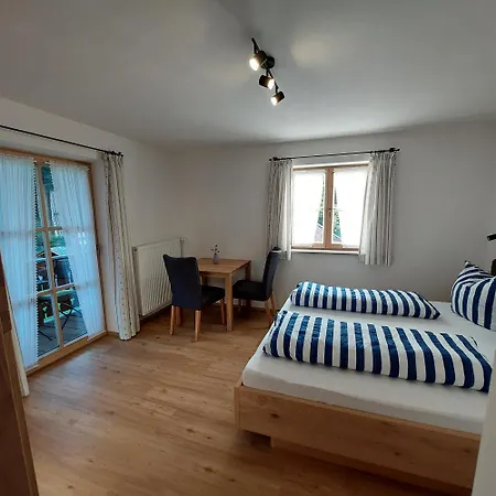 Haus Kurparkblick Lautersee ミッテンヴァルト